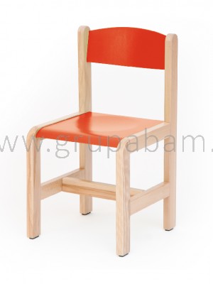 Krzesełko bukowe wys.35 cm czerwone, z filcowymi zaślepkami
